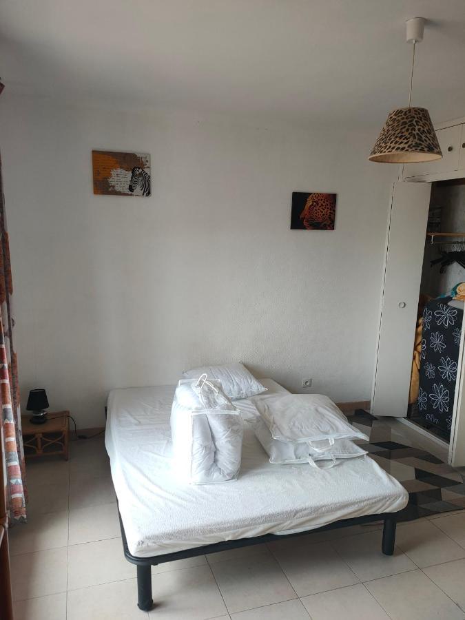 Sejour A Valras T1 Vue Sur Mer - 50M Centre Et Mer Apartment Exterior foto