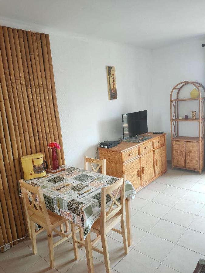 Sejour A Valras T1 Vue Sur Mer - 50M Centre Et Mer Apartment Exterior foto